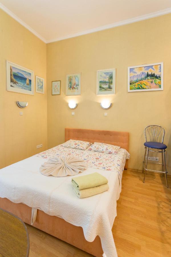 Central Area Apartments キエフ エクステリア 写真