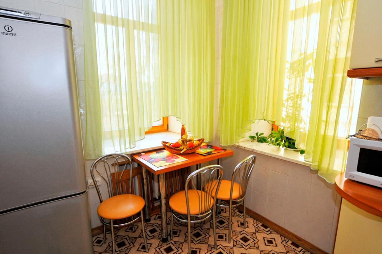 Central Area Apartments キエフ エクステリア 写真